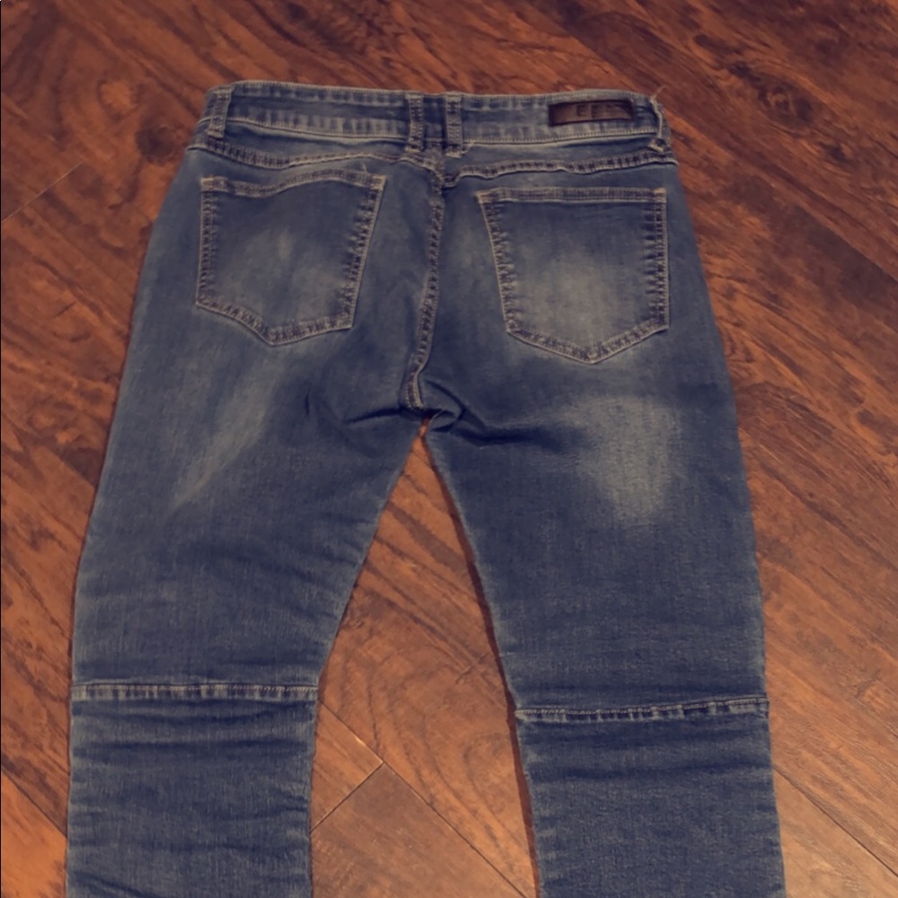 jeans - Picture 3 of 5